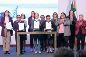 Gobierno de M&eacute;xico presenta pensi&oacute;n para el bienestar de las adultas mayores de 60 a 64 a&ntilde;os