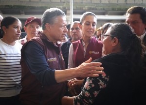 Sheinbaum y Menchaca supervisan atenci&oacute;n a comunidades afectadas