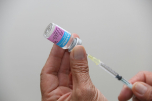 Actualizaci&oacute;n vacunaci&oacute;n Covid-19 e influenza 2024-2025