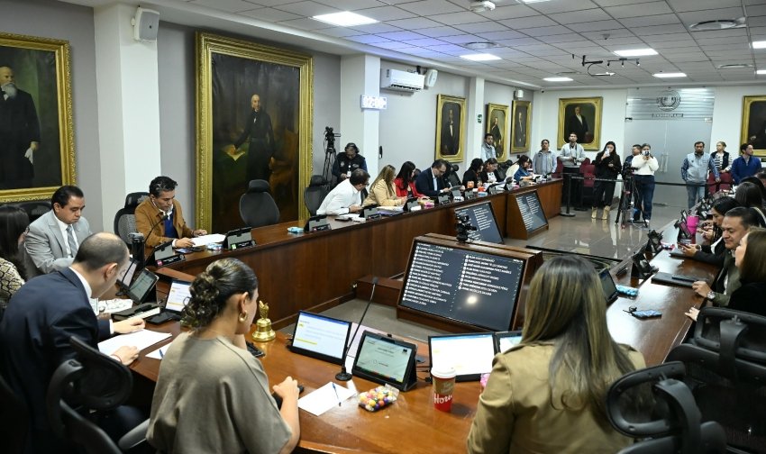 Diputados promueven la protección del Xantolo y los carnavales de Hidalgo