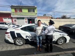 Oficial de Tr&aacute;nsito es arrollada en Pachuca; responsables intentaron huir