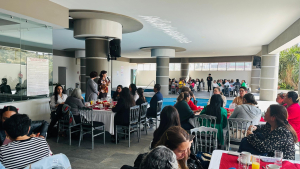 Realiza IHE taller &ldquo;El juego, el lenguaje y la lectura: su relaci&oacute;n con la crianza&rdquo;