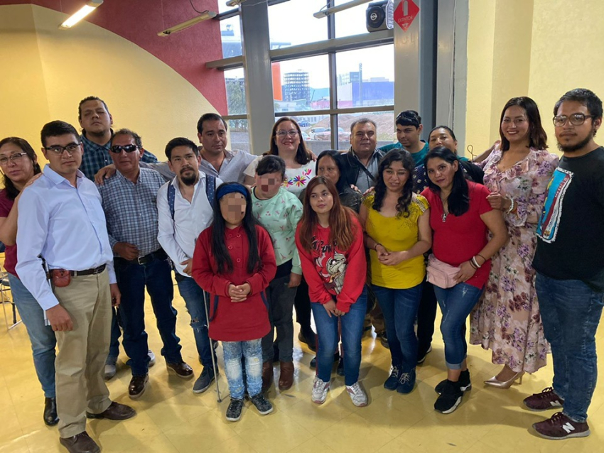 Personas ciegas impulsan teatro sensorial en Hidalgo