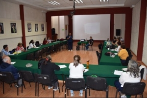 Instituto para la atención de las y los adultos mayores  imparte curso terapéutico