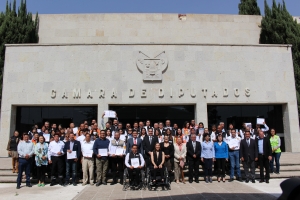 Reciben trabajadores del Congreso del estado de Hidalgo reconocimientos de capacitaci&oacute;n de protecci&oacute;n civil