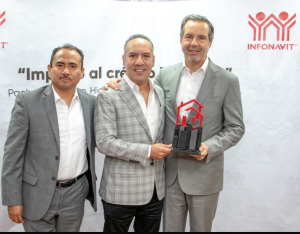 Infonavit hidalgo premia impulso al cr&eacute;dito: Canek V&aacute;zquez