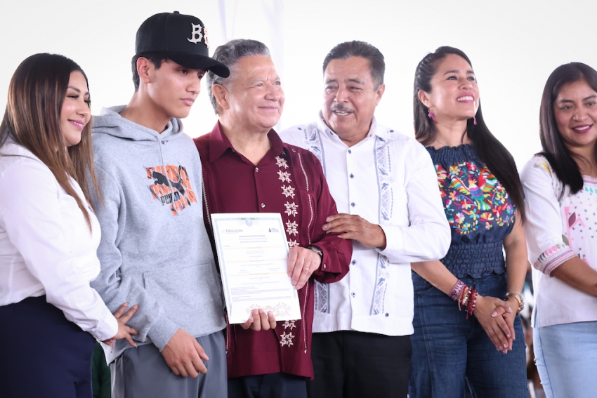 Julio Menchaca anuncia obras de impacto para Mixquiahuala