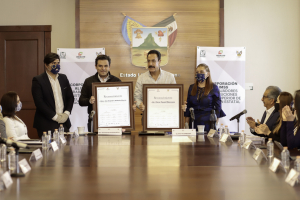 FIRMAN FAYAD Y TITULAR DEL IMSS CONVENIO, BRINDAR SEGURIDAD SOCIAL A TRABAJADORES DE EDUCACI&Oacute;N, OBJETIVO