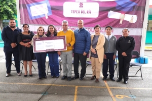 Natividad Castrej&oacute;n escucha propuestas del Consejo Consultivo infantil y juvenil de Tepeji