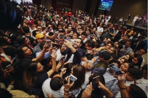 Acusa Máynez que en Puebla hay contendientes “huachicoleros”
