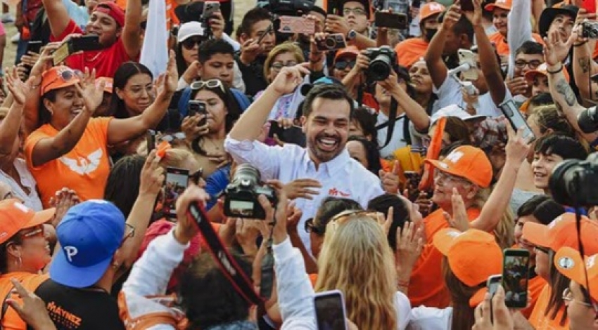 Jorge &Aacute;lvarez M&aacute;ynez en Monterrey, Nuevo Le&oacute;n, acompa&ntilde;&oacute; a Mariana Rodr&iacute;guez