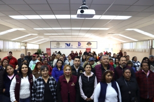 Bajo la pol&iacute;tica social de Julio Menchaca, entregan apoyos del Programa de Atenci&oacute;n al Pueblo