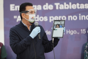CON TECNOLOGÍA FAYAD FAVORECE LA COMUNICACIÓN DE PACIENTES COVID-19