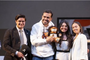 Encuentro de alumnos con el candidato de Movimiento Ciudadano a la Presidencia de la República: Jorge Máynez