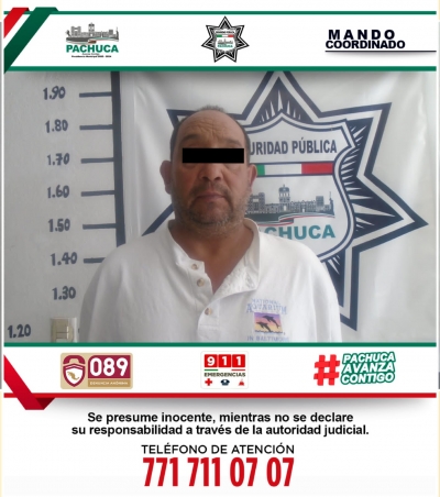 Polic&iacute;a de Pachuca recupera veh&iacute;culo robado y asegura a un hombre
