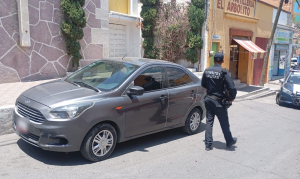 Recuperan auto reportado como robado.