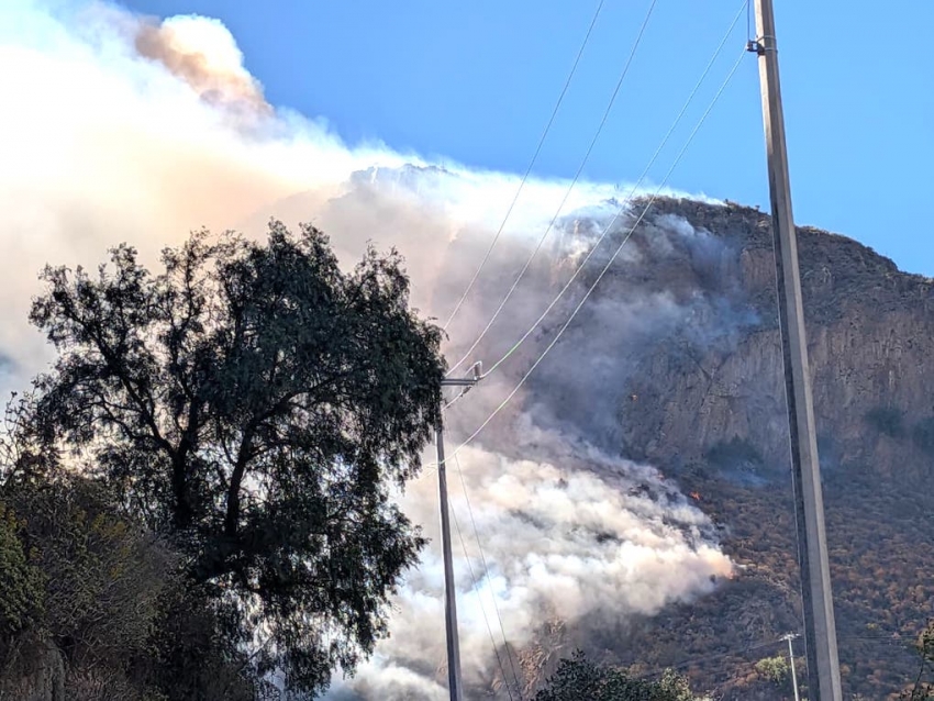 Intensa movilización por incendios forestales