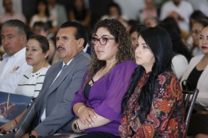 SEPH y SNTE entregaron documentación y dictámenes del Sistema de Carrera Administrativa 2023 a docentes