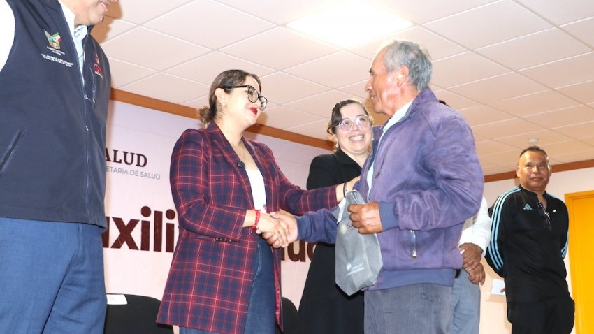 Más de mil 700 hidalguenses recuperan la posibilidad de escuchar y comunicarse mejor