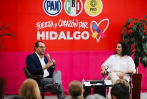 Consuelo S&aacute;izar se re&uacute;ne con militancia priista de Hidalgo