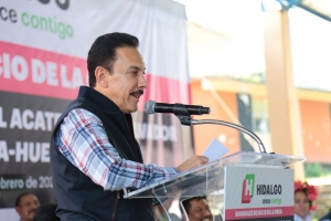 DAN BANDERAZO A OBRA QUE CONTECTAR&Aacute; A TLANCHINOL  CON LA CARRETERA PACHUCA-HUEJUTLA