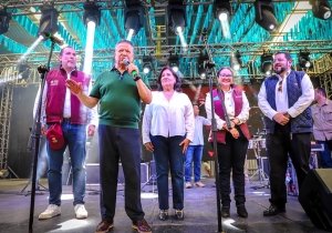 M&aacute;s de 12 mil personas mayores participan en Viviendo en Plenitud