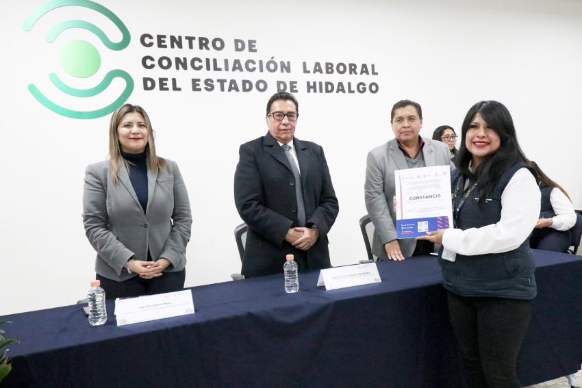    CCLEH capacita a su personal para una atención más humana y eficiente