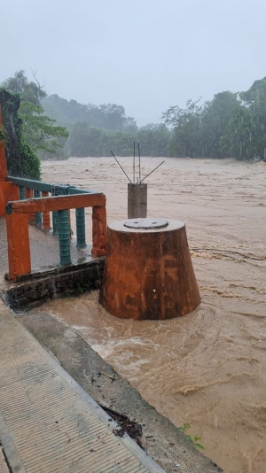 Se registran inundaciones con afectaciones en viviendas de San Felipe Orizatl&aacute;n