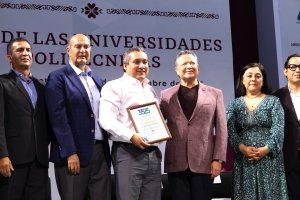 Julio Menchaca respalda labor de universidades tecnol&oacute;gicas y polit&eacute;cnicas