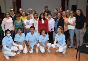 Instituto para la atención de las y los adultos mayores imparte taller sexualidad en la vejez