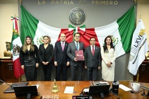 Guillermo Olivares comparece ante el Congreso y destaca avances en gobernabilidad