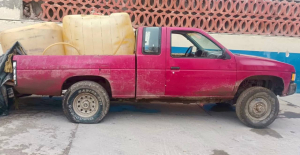 Mediante patrullajes, aseguran dos veh&iacute;culos con hidrocarburo