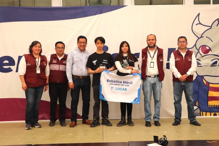 UPT realiza torneo de robótica móvil