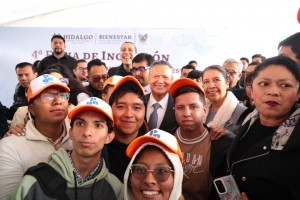 Julio Menchaca renueva compromiso con las personas con discapacidad