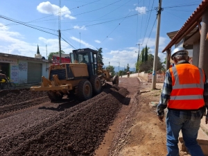 Moderniza SIPDUS vialidad Alcholoya&ndash;San Bartolo para impulsar el desarrollo en Acatl&aacute;n