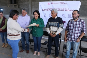 Entregan Semarnath y Congregación Mariana Trinitaria equipamiento contra el cambio climático