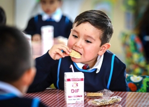 DIF Hidalgo fortalece la nutrici&oacute;n escolar con m&aacute;s de 10 millones de raciones este ciclo.