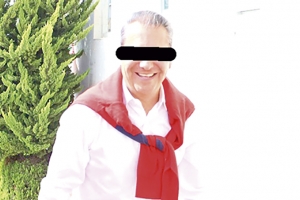 Ex alcalde Eleazar Garc&iacute;a se queda en prisi&oacute;n; se acoge duplicidad constitucional