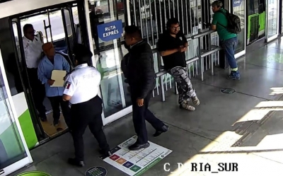 Polic&iacute;a Bancaria detiene a un hombre por alterar orden p&uacute;blico en estaci&oacute;n Juan C Doria del Tuzobus