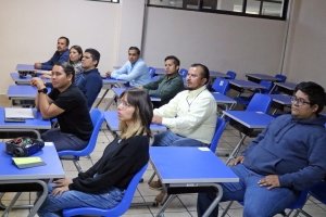 ITESHU desarrolla robot inteligente para el cuidado de cultivos