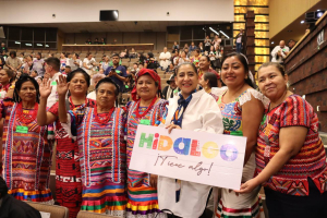 Festejan, en el Congreso de la Uni&oacute;n, a las cocineras y cocineros tradicionales