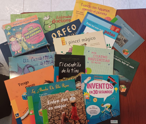 Dota IHE de acervos bibliogr&aacute;ficos a bibliotecas escolares de educaci&oacute;n preescolar