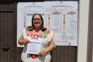Tania Meza Escorza recibi&oacute; por parte del IEEH la constancia de mayor&iacute;a relativa que la acredita como diputada electa