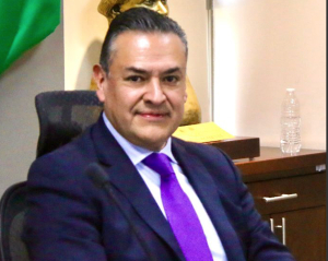 Francisco T&eacute;llez impulsa acceso gratuito a tecnolog&iacute;a para personas con discapacidad visual en Hidalgo