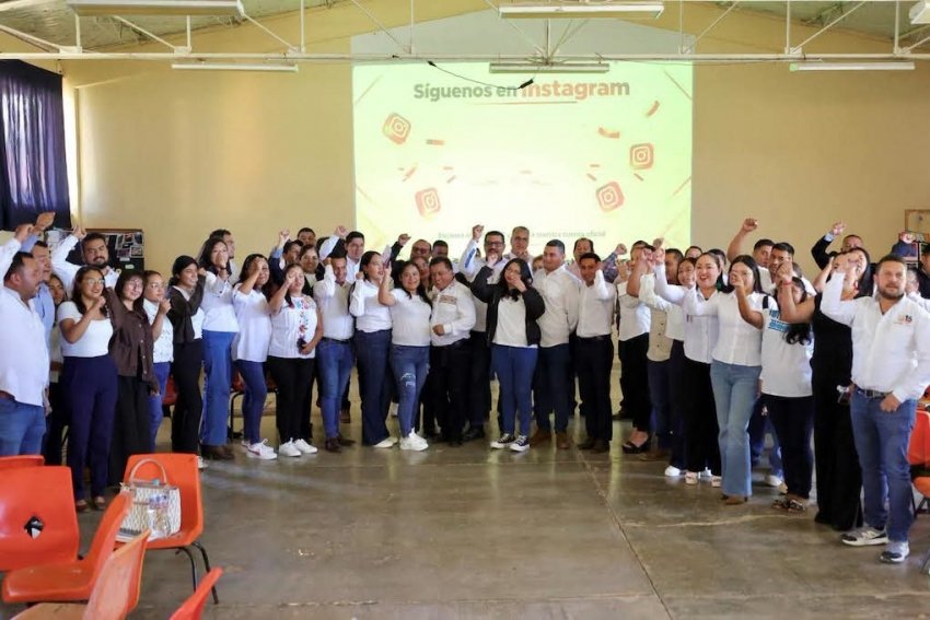Said Vargas fortalece estructuras sindicales del SNTE en la Otomí-Tepehua
