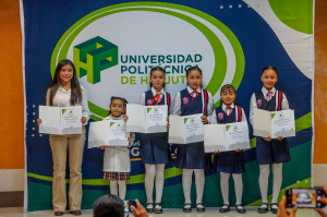 UPH promueve participaci&oacute;n de ni&ntilde;as y mujeres en la ciencia