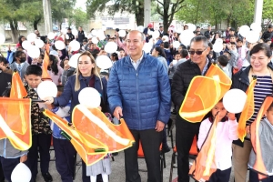 Natividad Castrej&oacute;n realiza gira de trabajo por escuelas de Tepeji del R&iacute;o