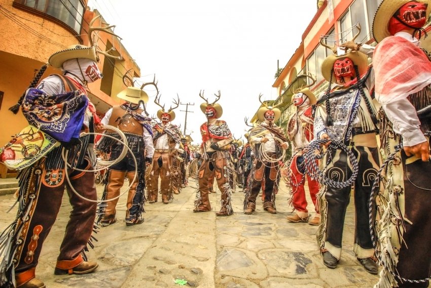 Los cuernudos de Calnali llevarán el carnaval de la Huasteca al Festival Internacional Cervantino