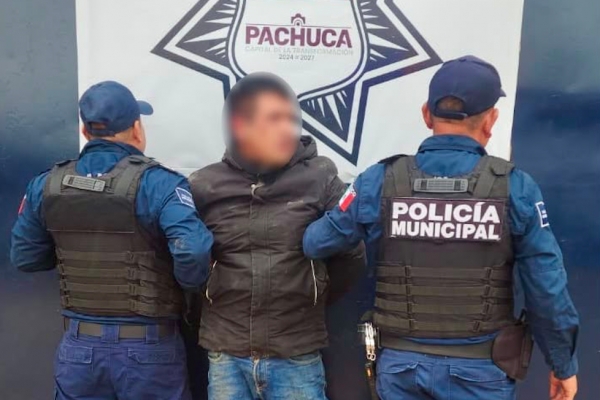 Asegura Polic&iacute;a de Pachuca a persona por presuntos delitos contra la salud