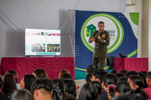 Fortalecen en la UPH los valores cívicos y nacionales